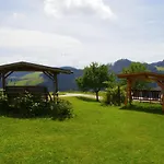 Zukaunighof