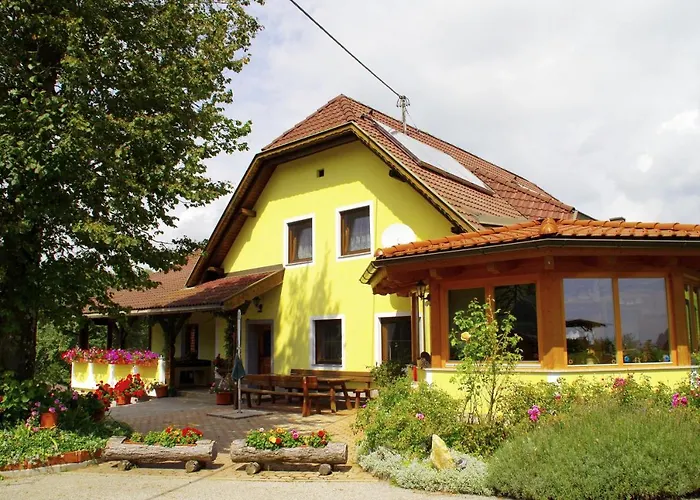 Zukaunighof 农家乐 Diex